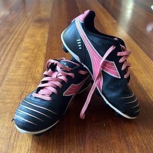 Diadora Big Kids Soccer Cleats - Sz 2